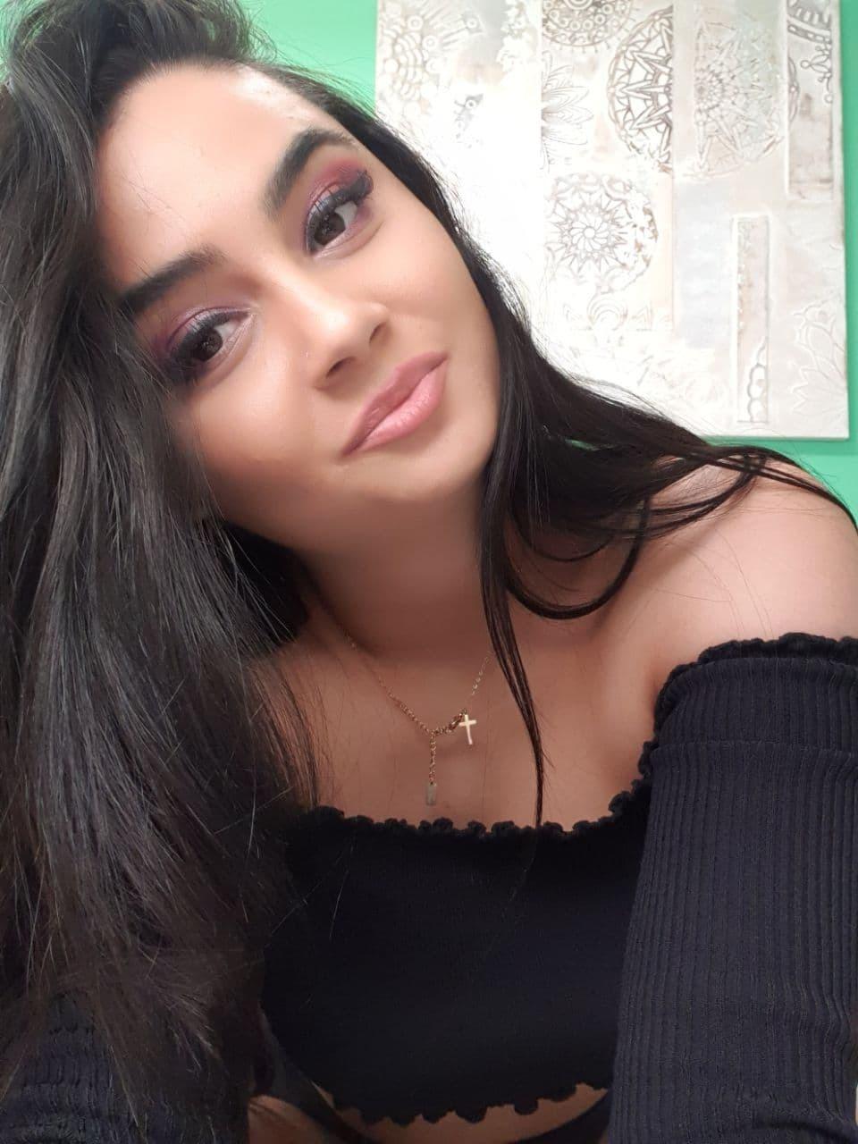 alishaowen, camgirl Xlovecam