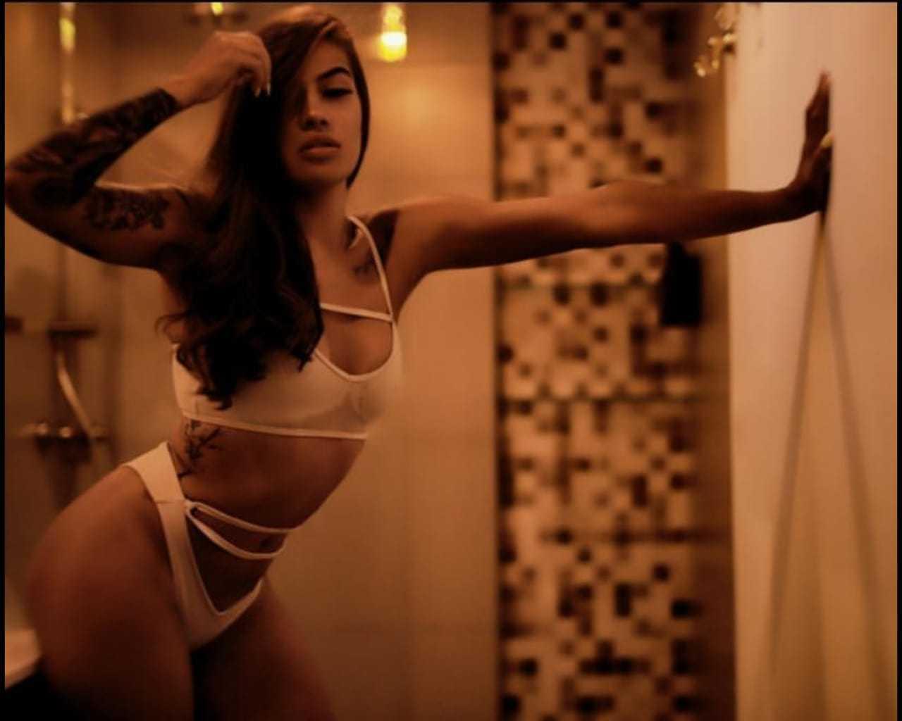 ameliasexyy, camgirl Xlovecam